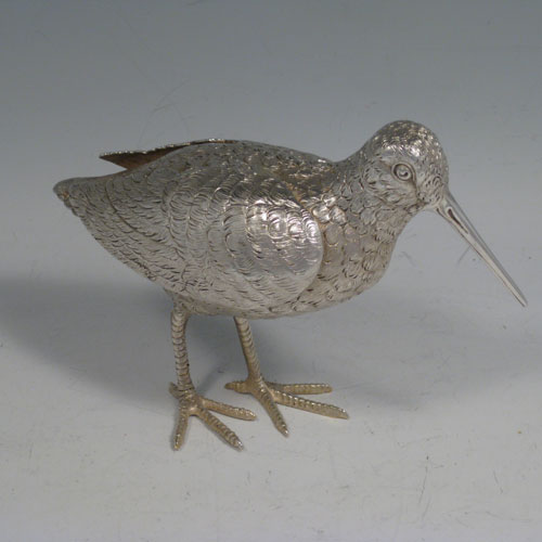 Sterling silver snipe. A solid cast model of a Snipe made in London in 2007. The dimensions of this sterling silver snipe are length 15 cms (6 inches), height 11 cms (4.25 inches). Weight approx. 331g (10.7 troy ounces).