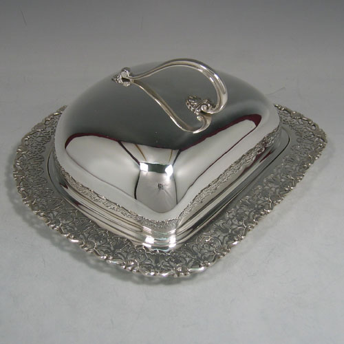 Sterling silver cheese dish, with liner, made by Mappin & Webb Sheffield in 1925. Length 21 cms, height 10 cms.