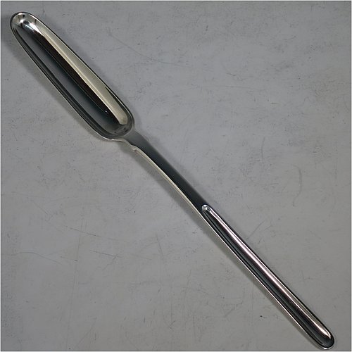 An Antique Georgian Sterling Silver marrow scoop made by Smith & Crossley in London in 1790. The dimensions of this fine hand-made antique silver marrow scoop are length 23 cms (9 inches), and it weighs approx. 56g (1.8 troy ounces).   