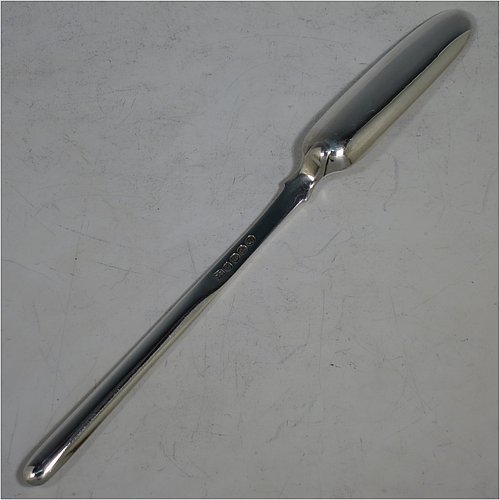 An Antique Georgian Sterling Silver marrow scoop made by Smith & Crossley in London in 1790. The dimensions of this fine hand-made antique silver marrow scoop are length 23 cms (9 inches), and it weighs approx. 56g (1.8 troy ounces).   