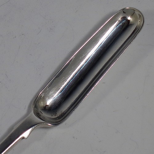 A very handsome Antique Victorian Sterling Silver marrow scoop in the plain Old English. Made by the Lias Brothers of London in 1861. The dimensions of this fine hand-made antique silver marrow scoop are length 22 cms (8.75 inches), and it weighs approx. 51g (1.6 troy ounces).   