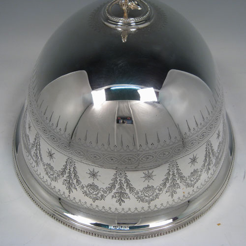    Antique Victorian silver plated oval meat cover dome, with hand-engraved body and bead edges. Made by Elkington & Co., in ca. 1880. Length 35 cms (13.75 inches), width 28 cms (11 inches), height 20 cms (8 inches).