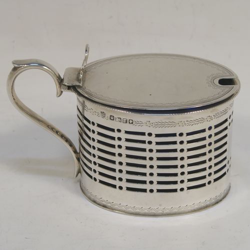 Straight Pot with Lid