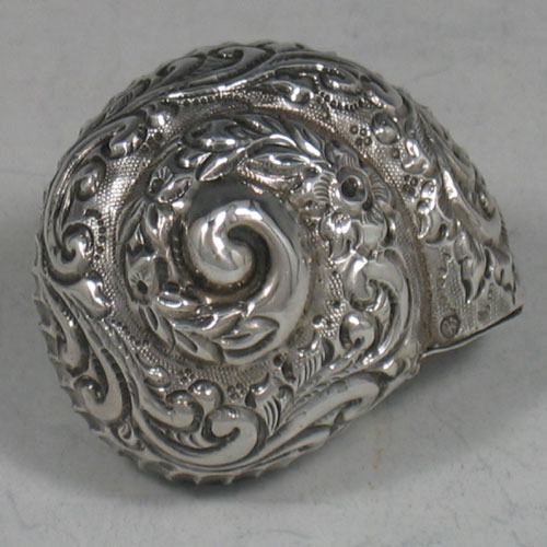 Antique Victorian sterling silver hand-chased snail pillbox made in Sheffield, 1898. Length 5 cms.