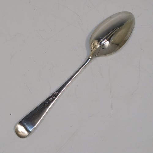 A beautiful Antique Edwardian Sterling Silver set of twelve teaspoons or coffee spoons and sugar nips in the Rattail Hanoverian pattern, all in their original cream satin and blue velvet-lined presentation box. This elegant set of antique silver spoons and sugar nips were made by Marin and Hall of Sheffield in 1905. The dimensions of this fine hand-made set of Rattail coffee spoons or teaspoons are length of each spoon 11 cms (4.3 inches), and the total weight is approx. 142g (4.6 troy ounce).   