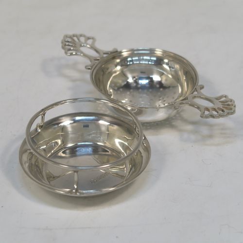 Tea strainers and infusers in Antique Sterling Silver Bryan